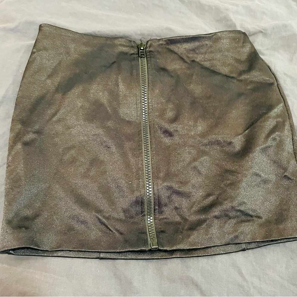 Betsey Johnson skirt m